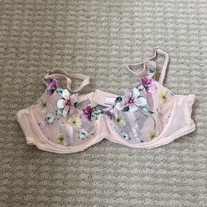 Floral Embroidered Bra